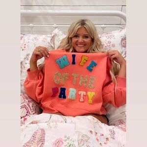 JUDITH MARCH “Wife of the party” Pullover